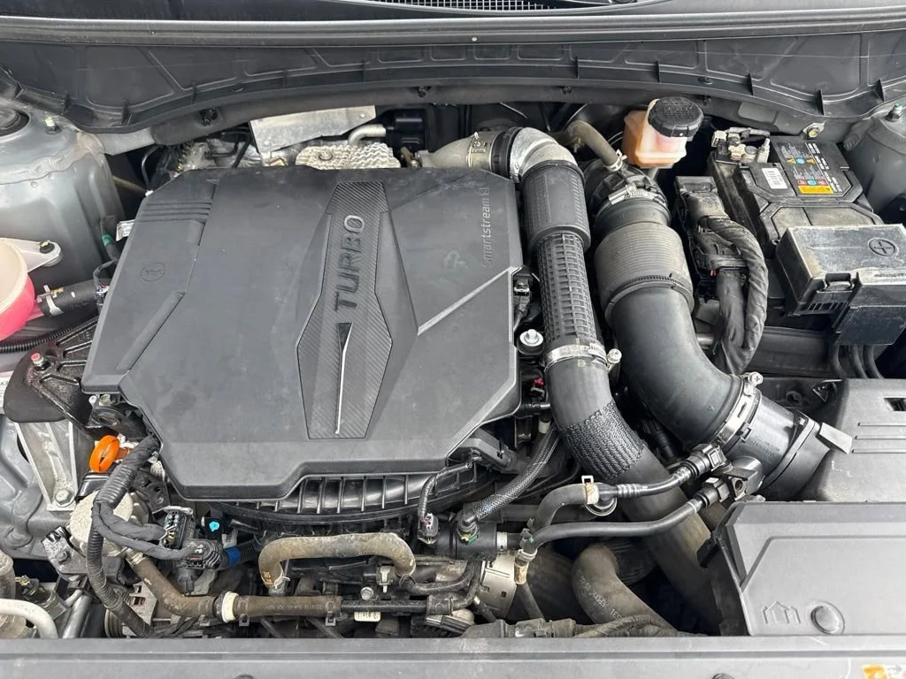 Used 2023  Hyundai SEL Premium image 30