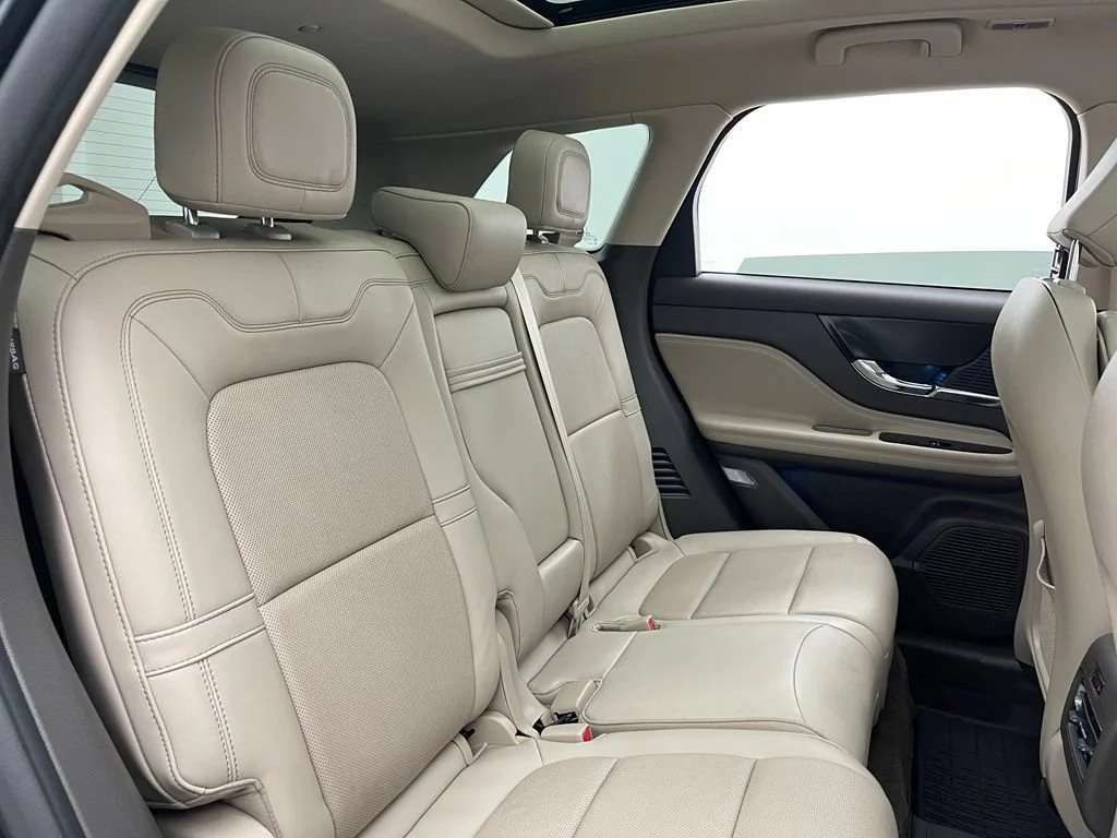 Used 2022 Blue Lincoln Reserve image 38