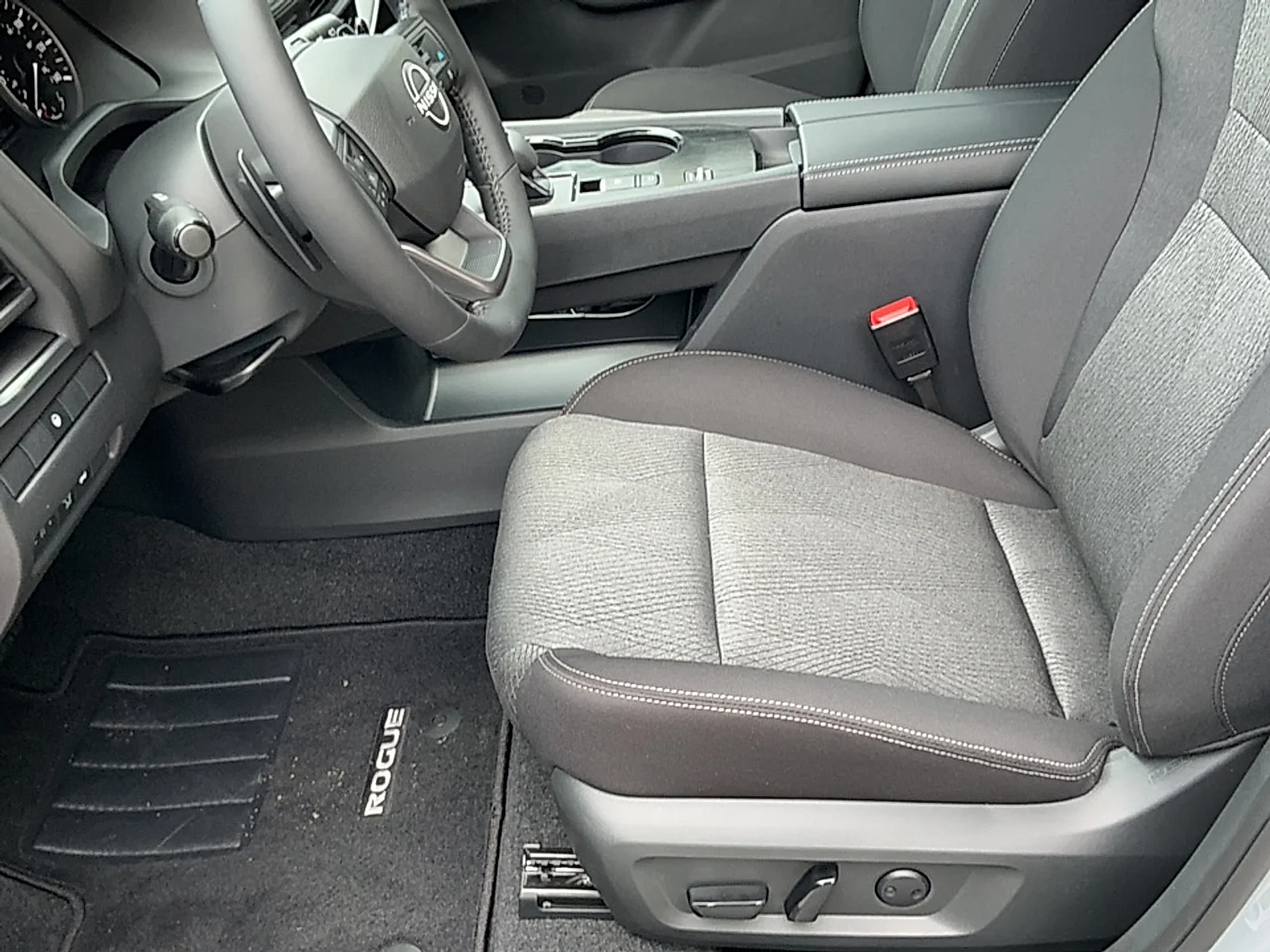New 2026 Boulder Gray Pearl Nissan SV image 13