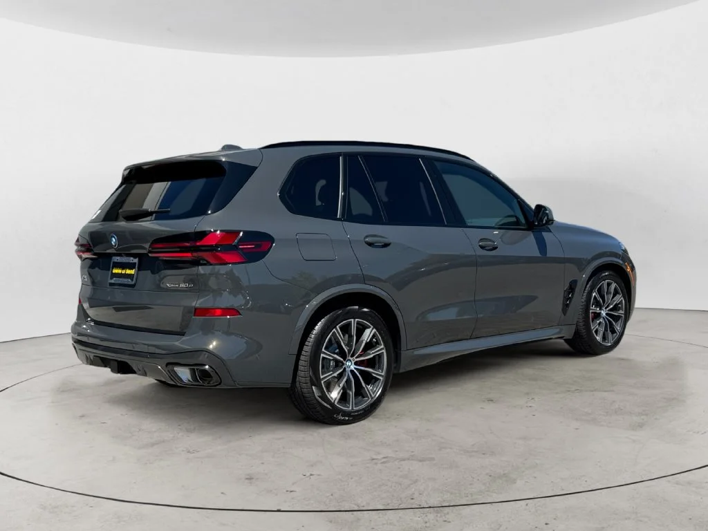 Used 2026 Gray BMW xDrive50e image 5