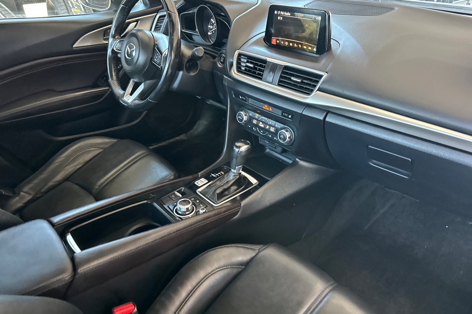 Used 2018 Sonic Silver Metallic Mazda Touring image 15