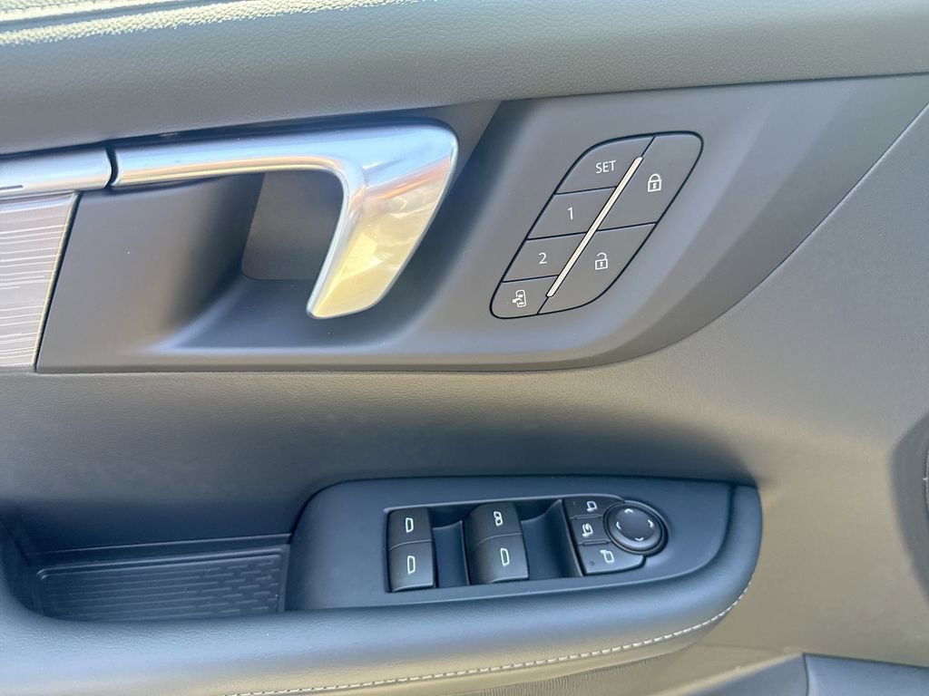 2026 Buick Enclave Preferred - Photo 23
