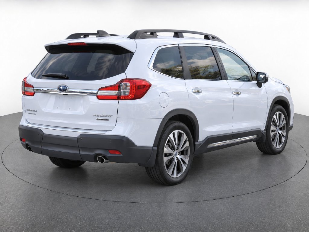 Used 2021 White Subaru Touring image 4
