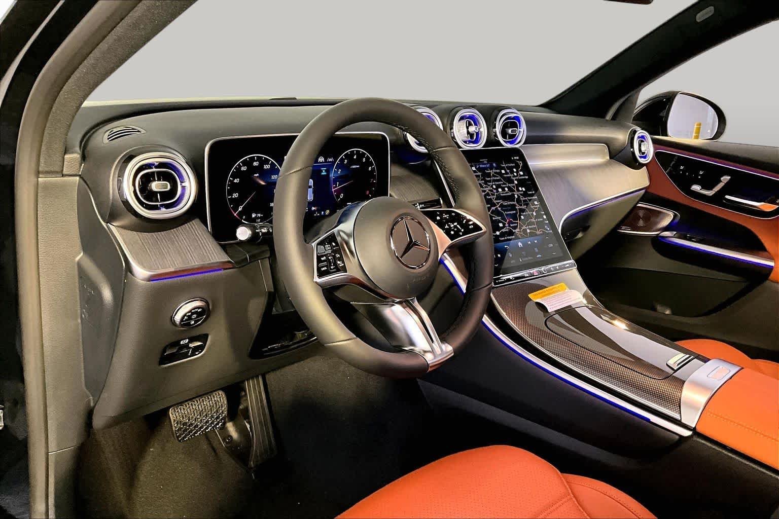 New 2026 040/Black Mercedes-Benz GLC 300 image 9