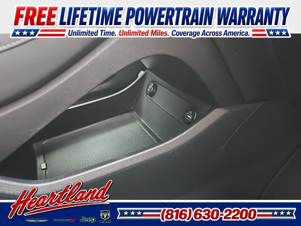 Used 2022 Black Hyundai Limited image 75