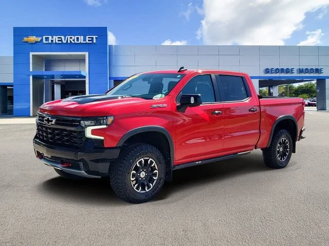 2022 Chevrolet Silverado 1500 ZR2 - Photo 2