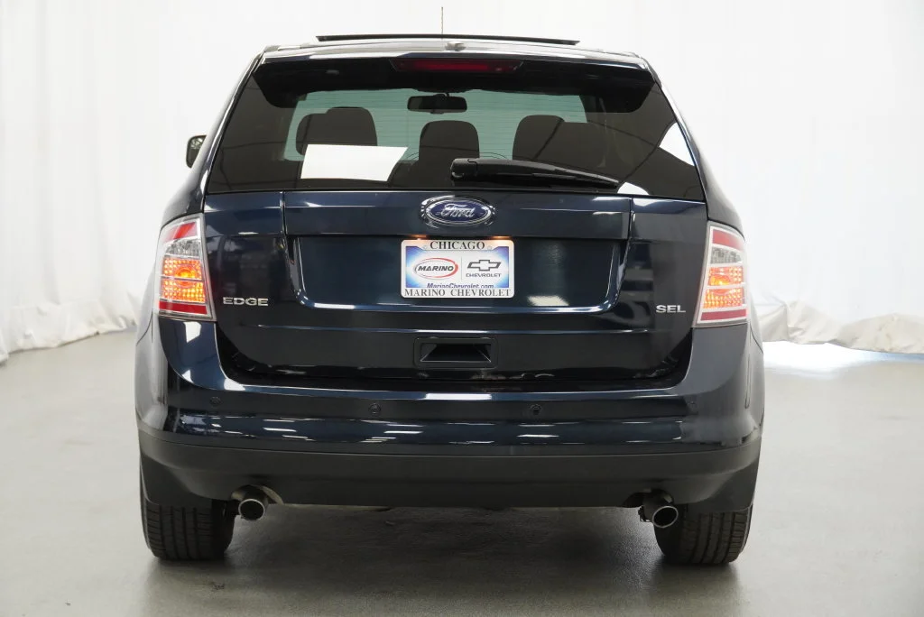 Used 2010 Black Ford SEL image 14