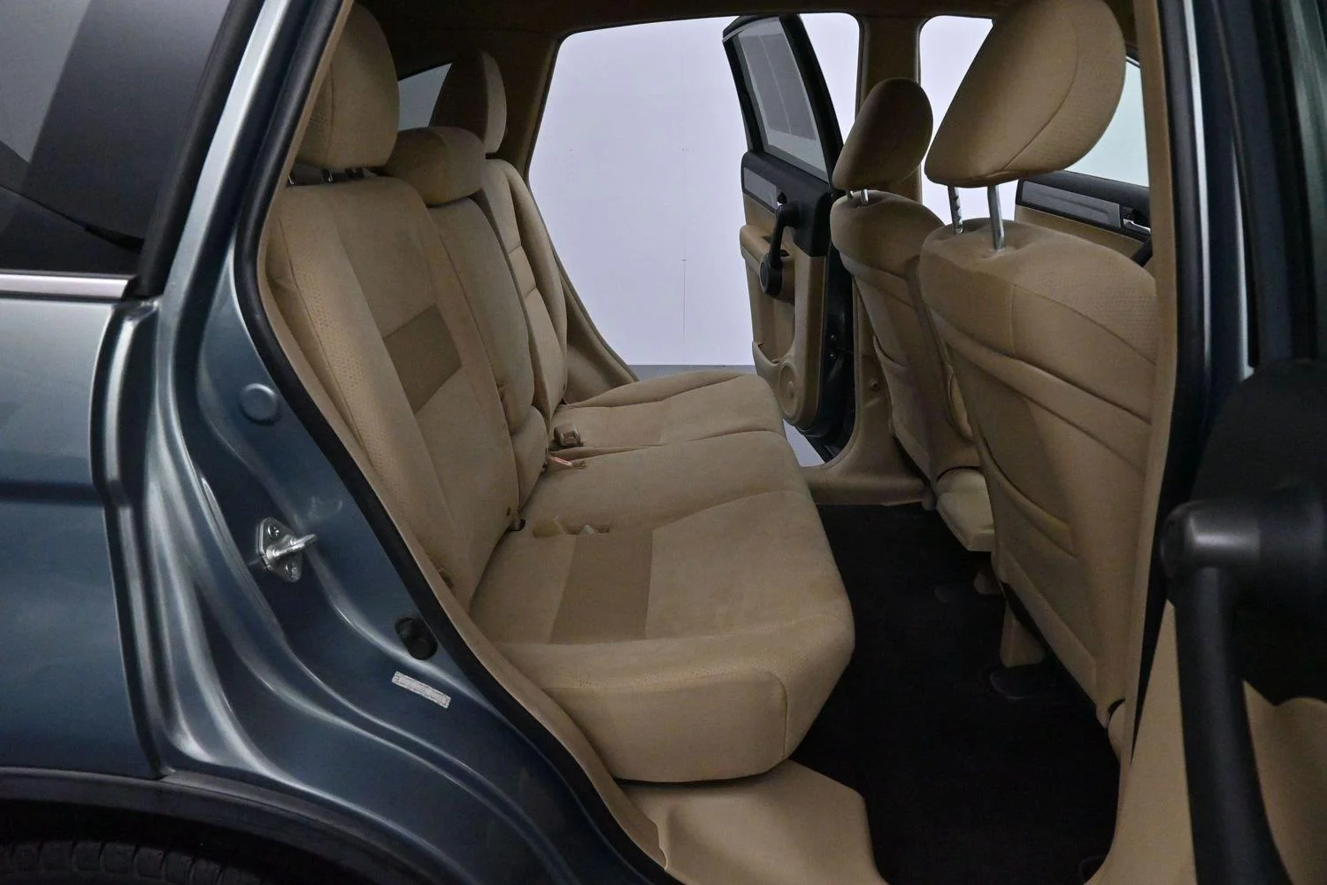 Used 2011 Opal Sage Metallic Honda SE image 26
