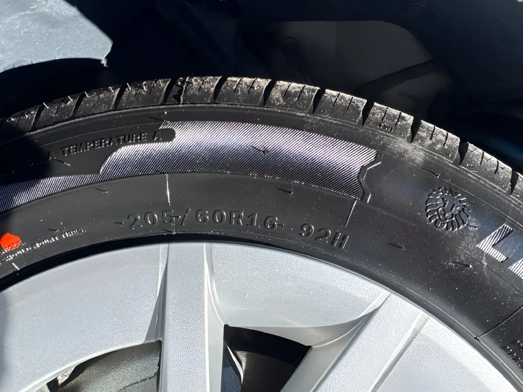 Used 2013 Blue Toyota Two image 32