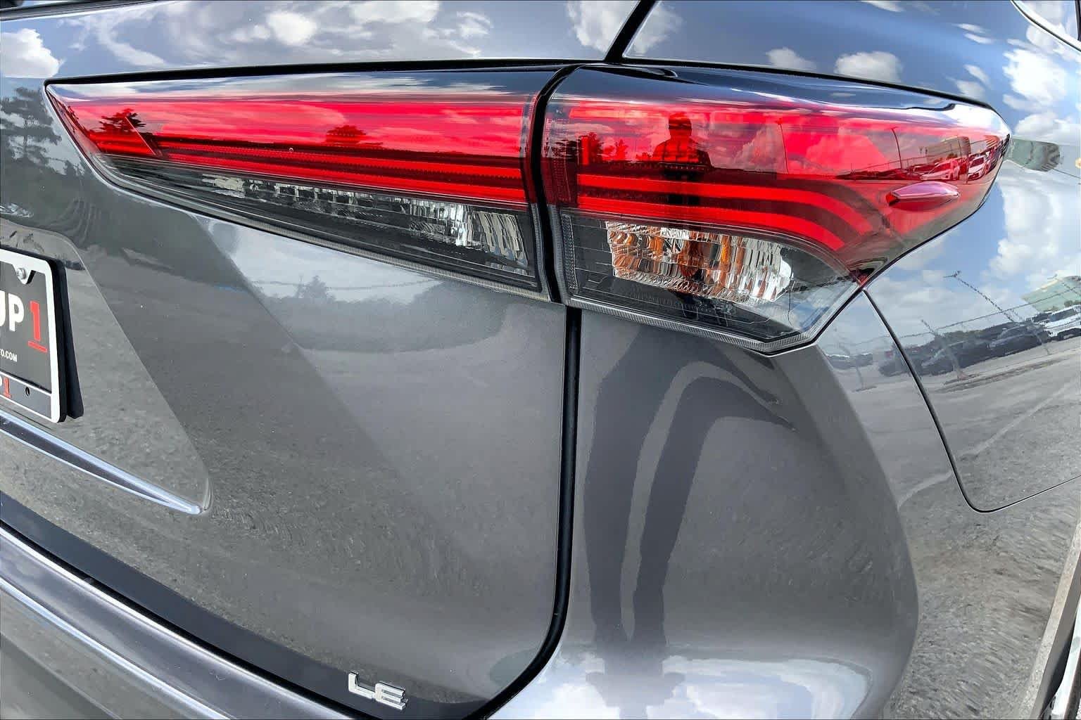 Used 2021 Magnetic Gray Metallic Toyota LE image 30
