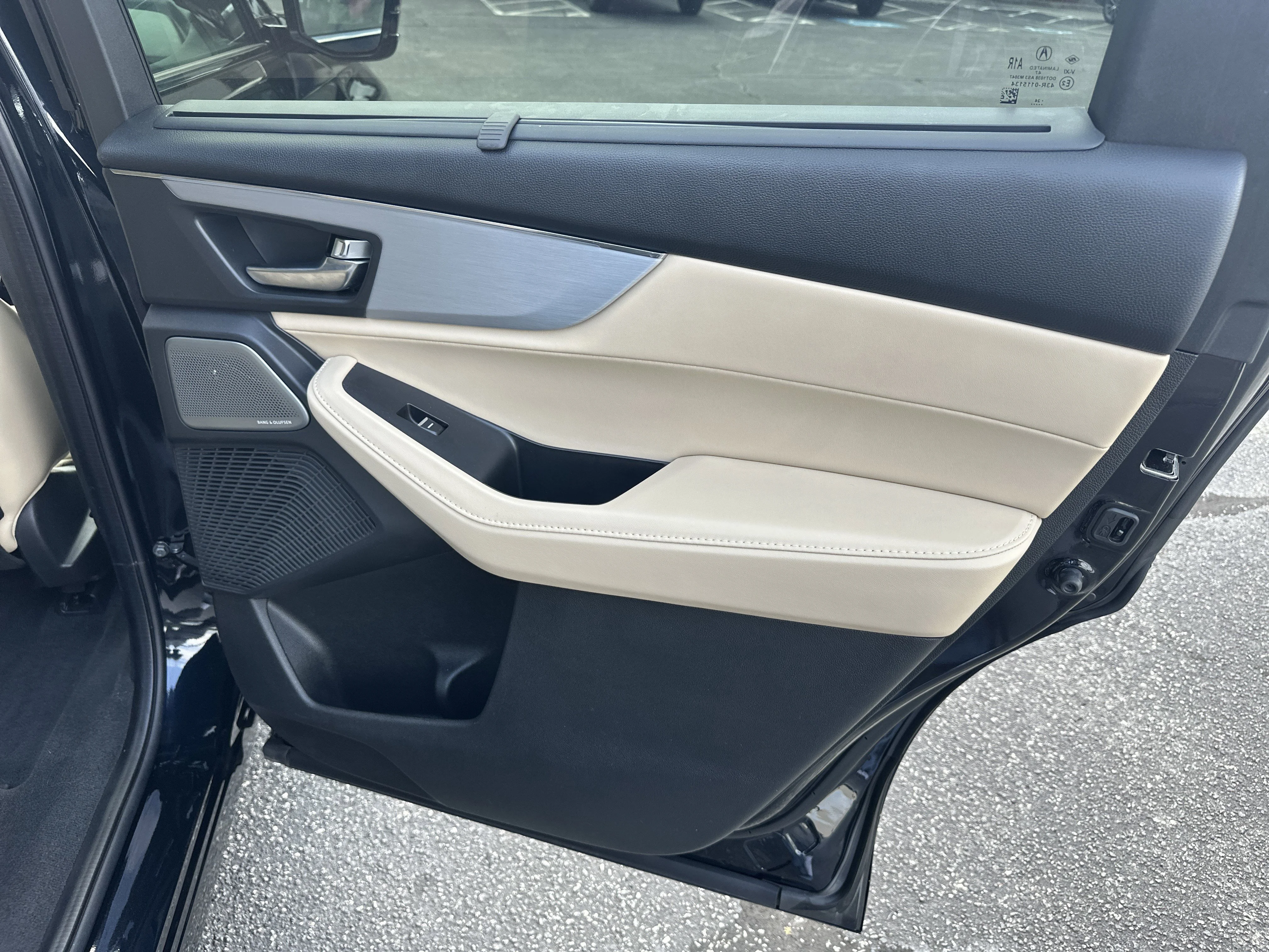 Certified Used 2025 Majestic Black Pearl Acura TECH image 57