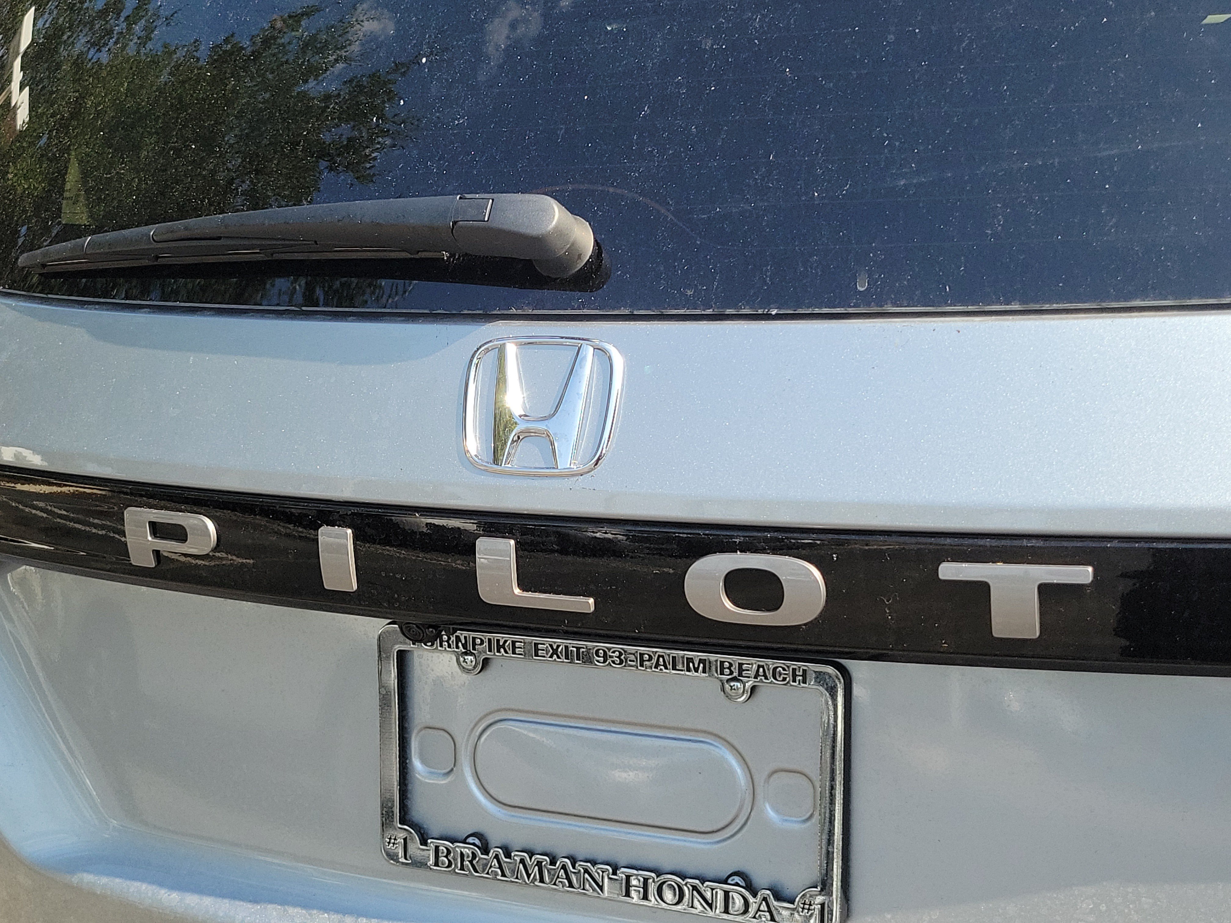 New 2026 Solar Silver Metallic Honda EX-L image 8