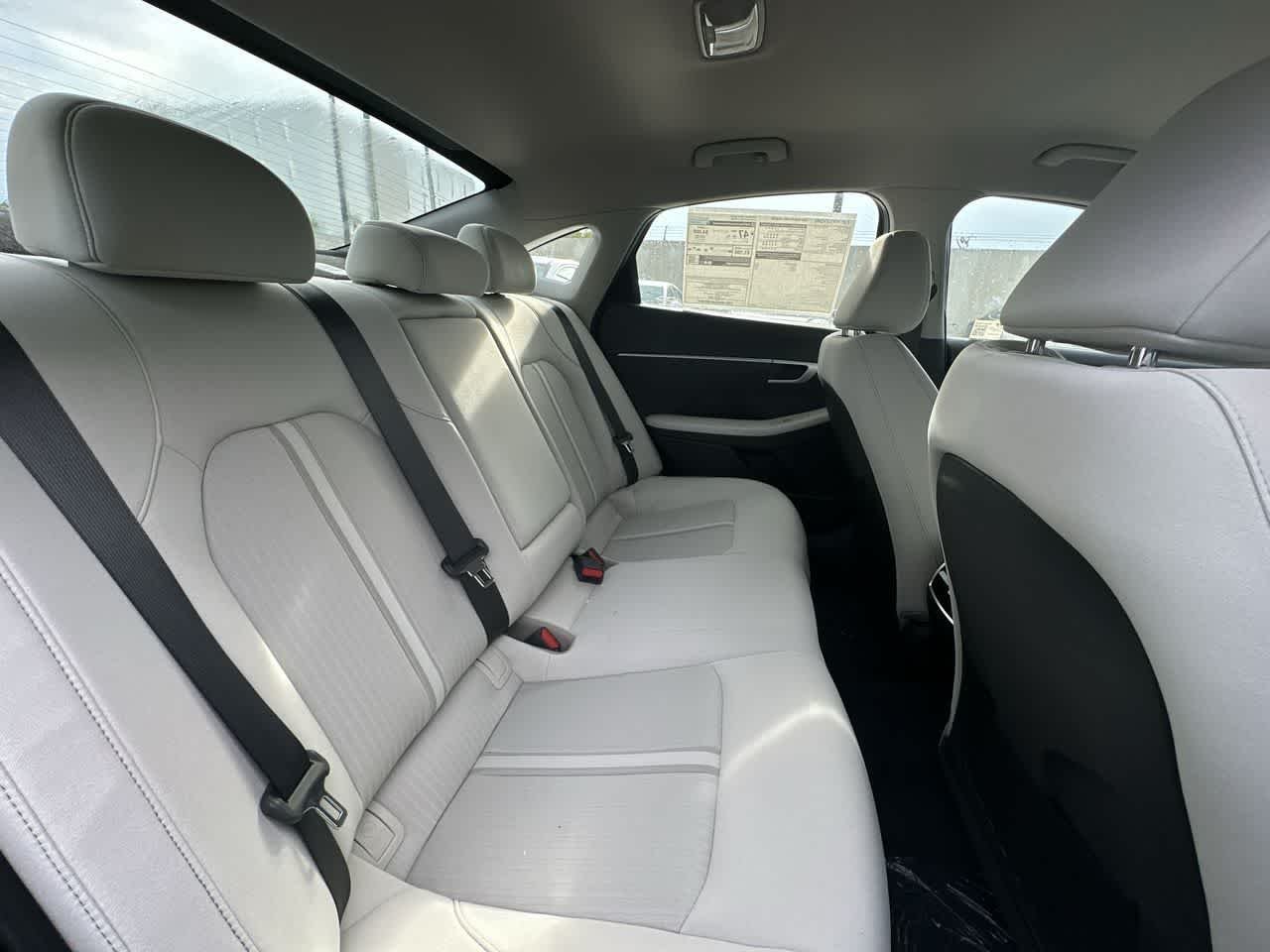 New 2025 Carbon Blue Hyundai SEL image 26