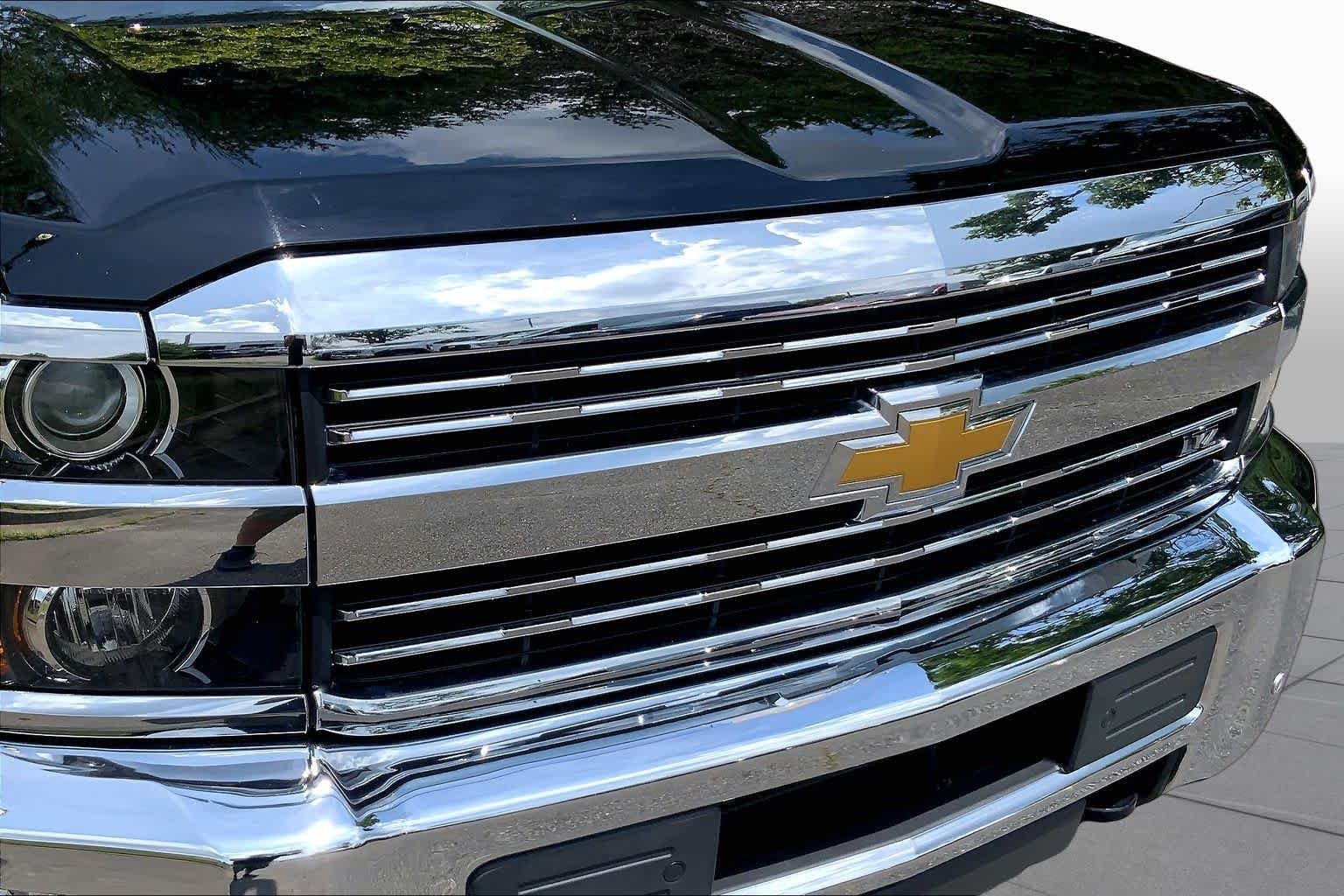 Used 2015 Black Chevrolet LTZ image 29