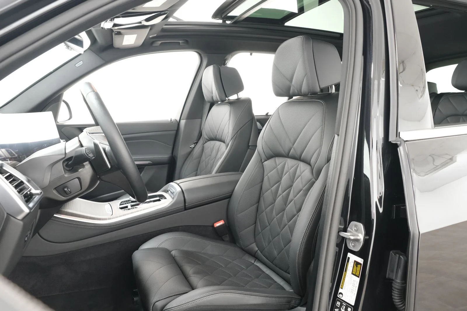 Certified Used 2026 Black BMW xDrive40i image 28