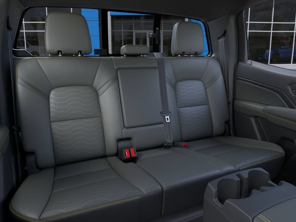 2026 Chevrolet Colorado ZR2 - Photo 17