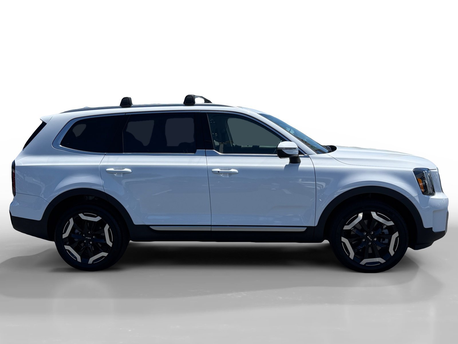 Used 2023 White Pearl Kia EX image 6