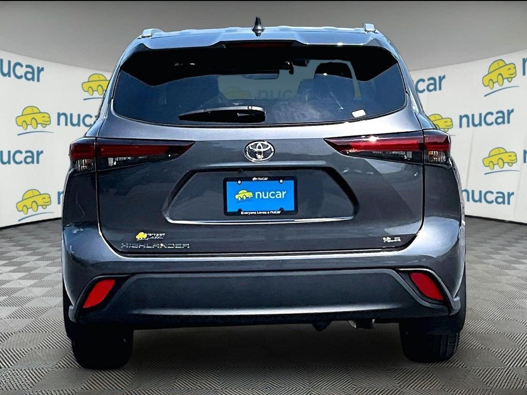 Used 2024 Gray Toyota XLE image 5