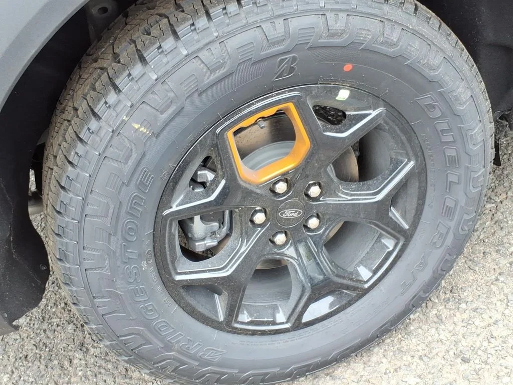 New 2026 Carbonized Gray Metallic Ford Tremor® image 7