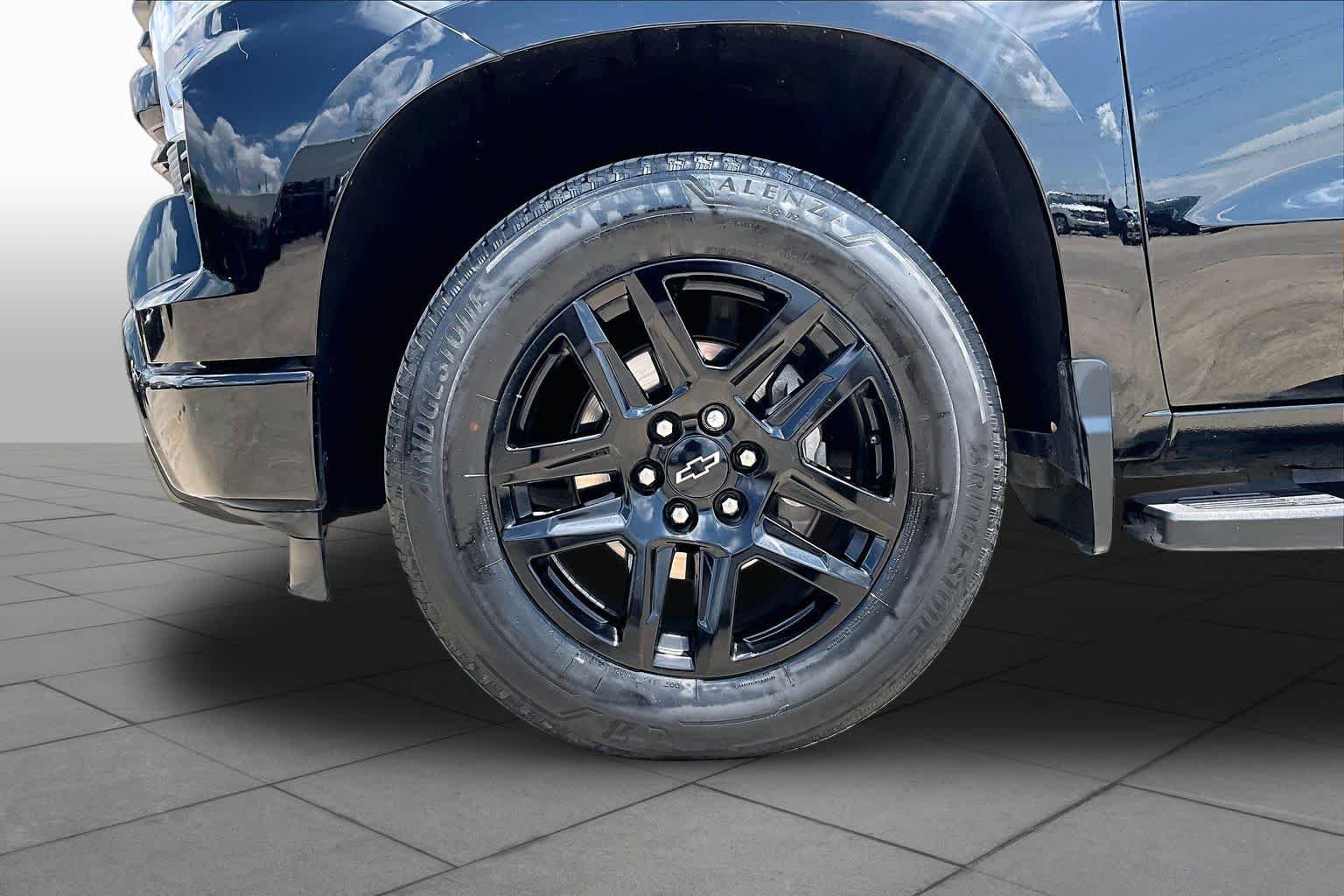 Used 2023 Black Chevrolet RST image 11