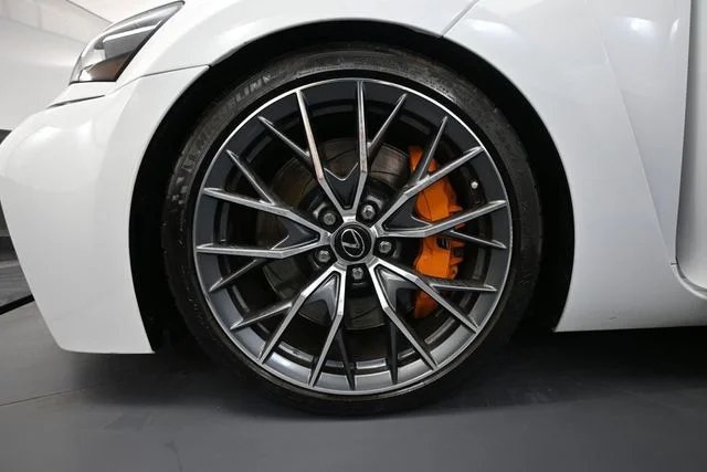 Used 2016 White Lexus F image 12