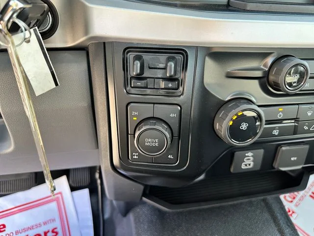 New 2026 Oxford White Ford XL image 13