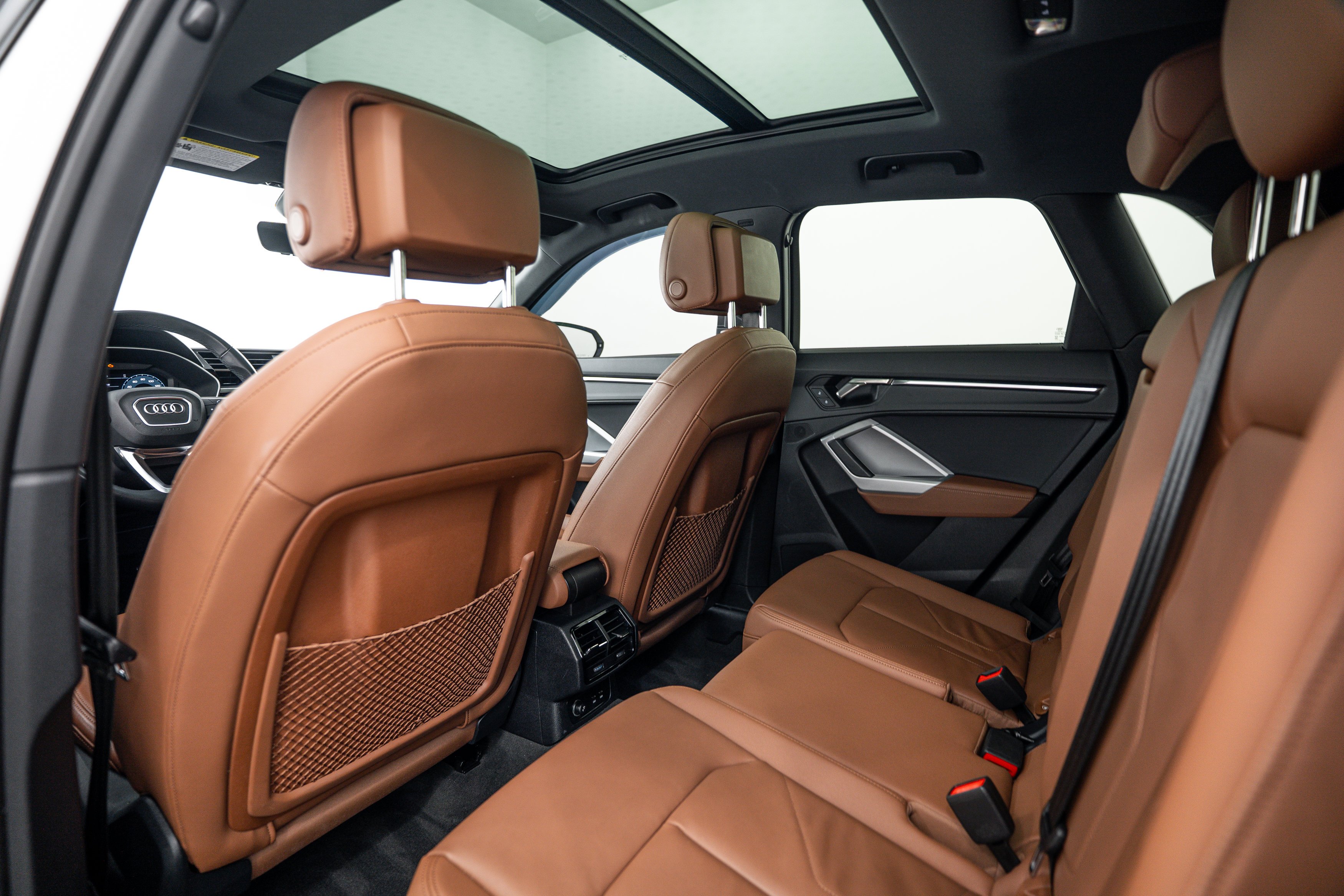 Used 2023 Summit White Chevrolet Premier image 18