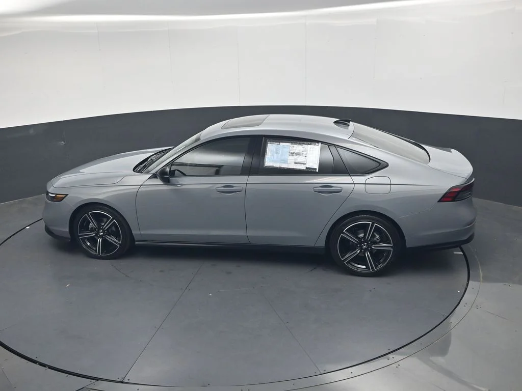 New 2026 Urban Gray Pearl Honda SE image 23