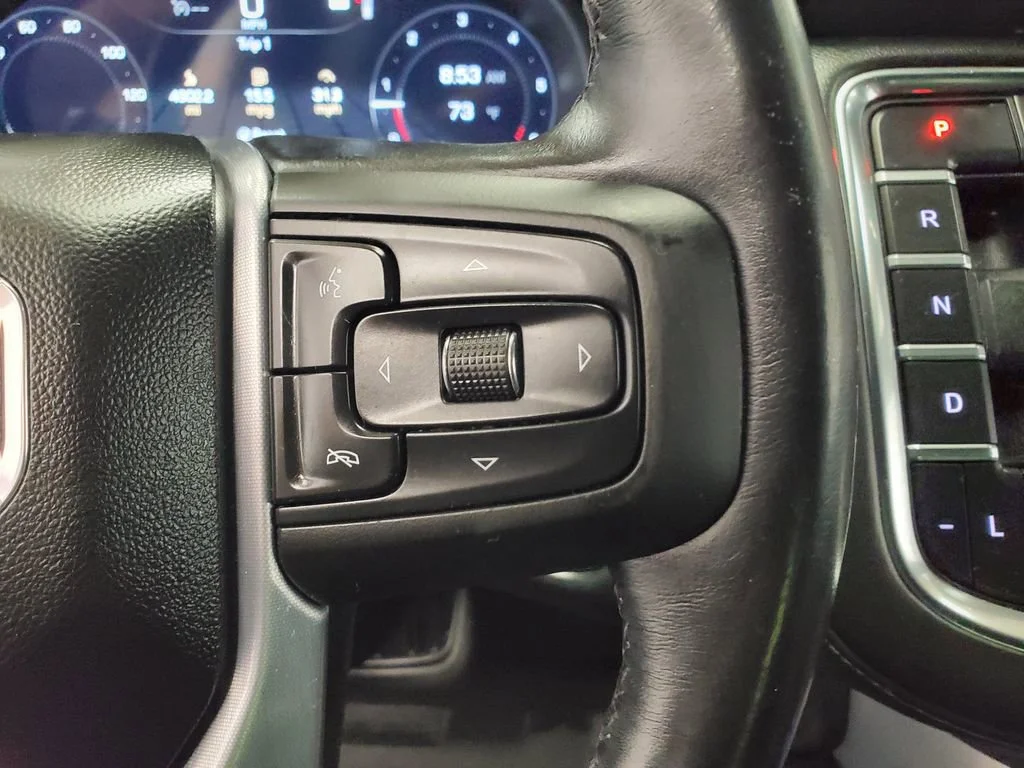 Used 2023 Summit White GMC SLE image 13