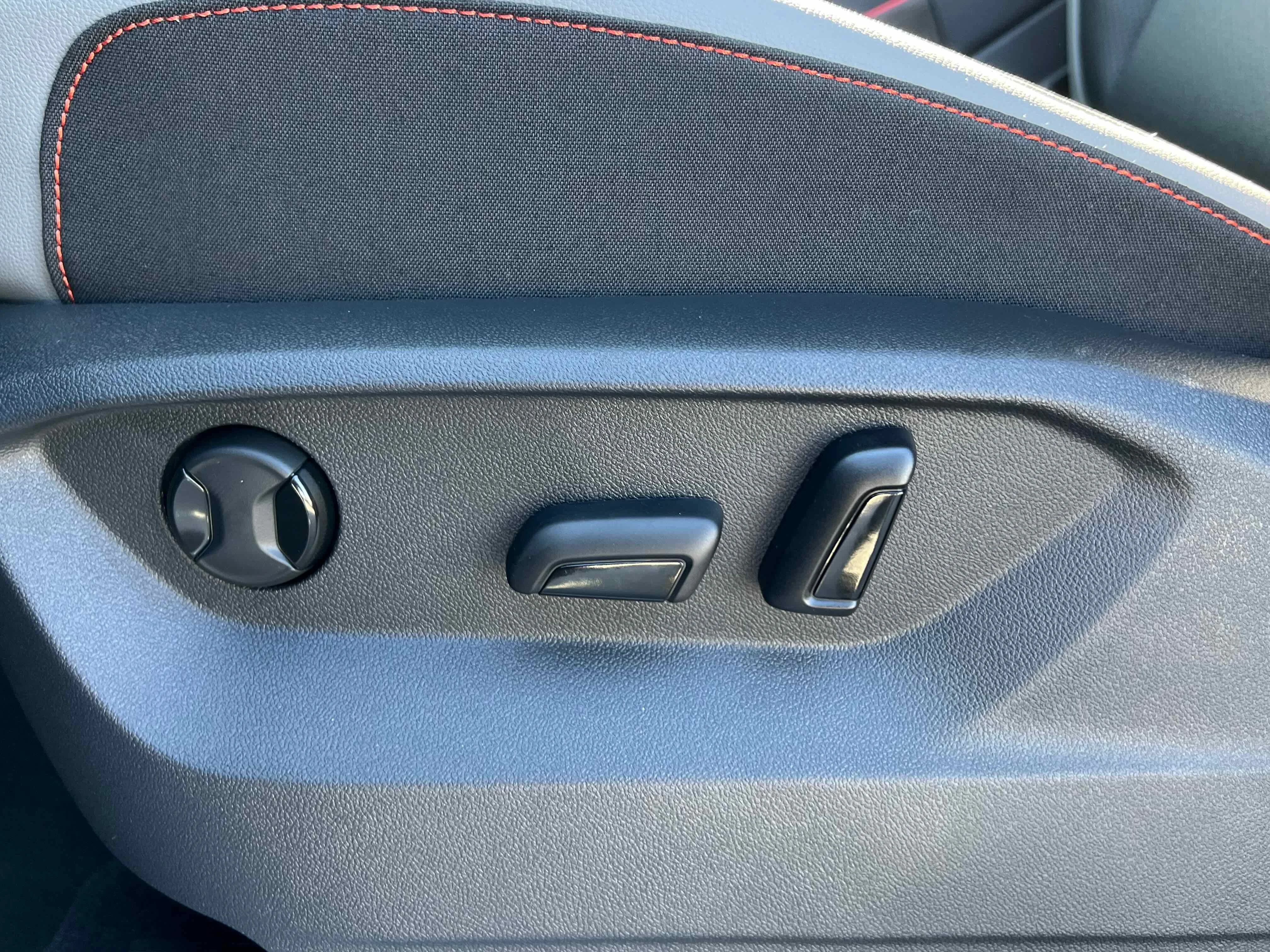 New 2026 Gray Volkswagen 2.0T Peak Edition image 18