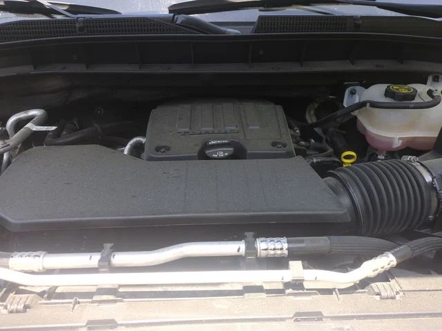 Used 2024 White GMC SLE image 25