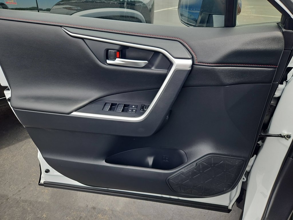 Used 2024 Wind Chill Pearl/Midnight Black Metallic Toyota XSE image 10