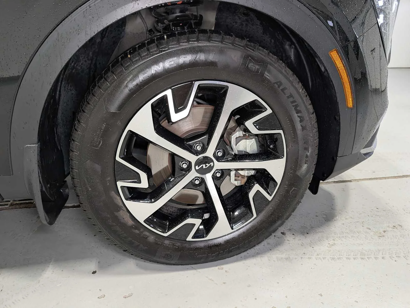 Used 2023 Ebony Black Kia EX image 3