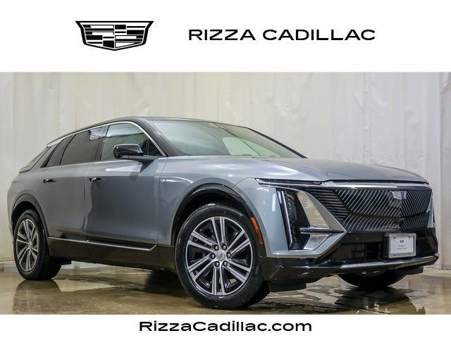 2025 Cadillac LYRIQ Luxury 2
