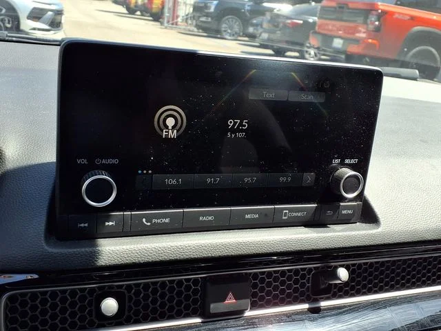 Used 2022 Silver Honda LX image 5