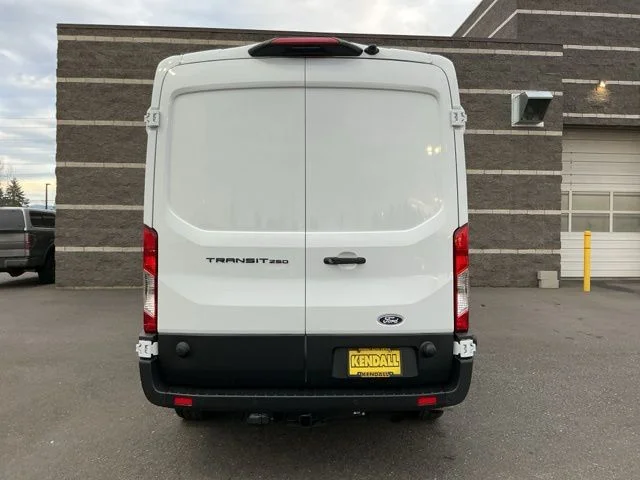 New 2026 Oxford White Ford Base image 5