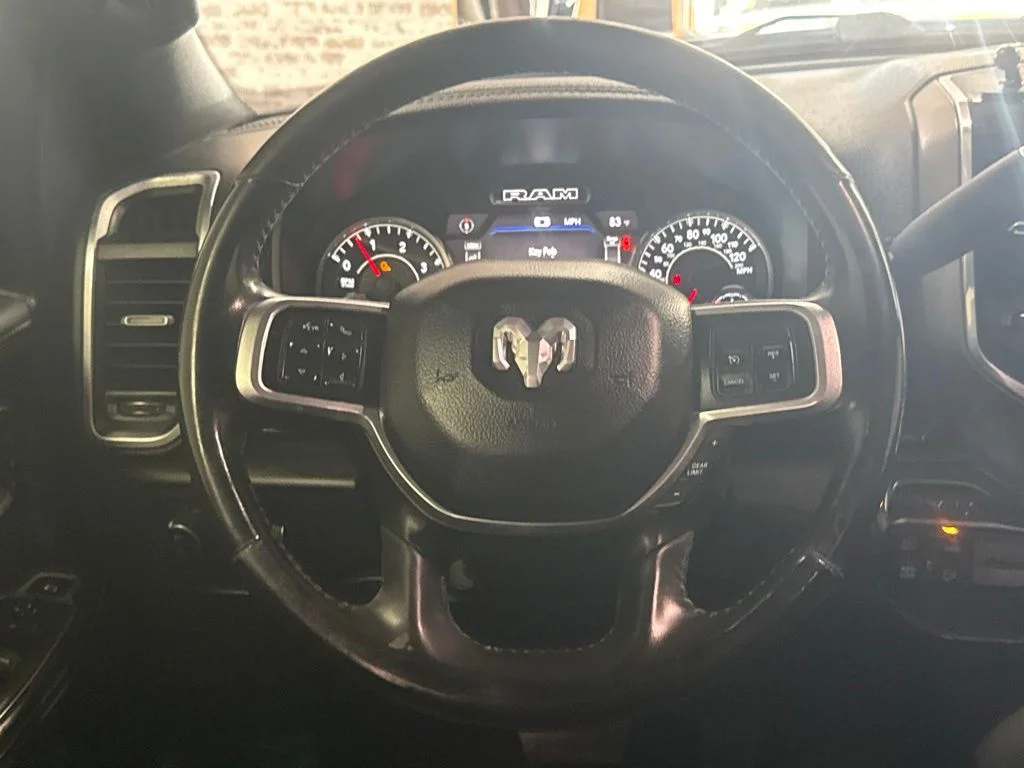 Used 2020 Granite Crystal Metallic Clearcoat Ram Laramie image 15
