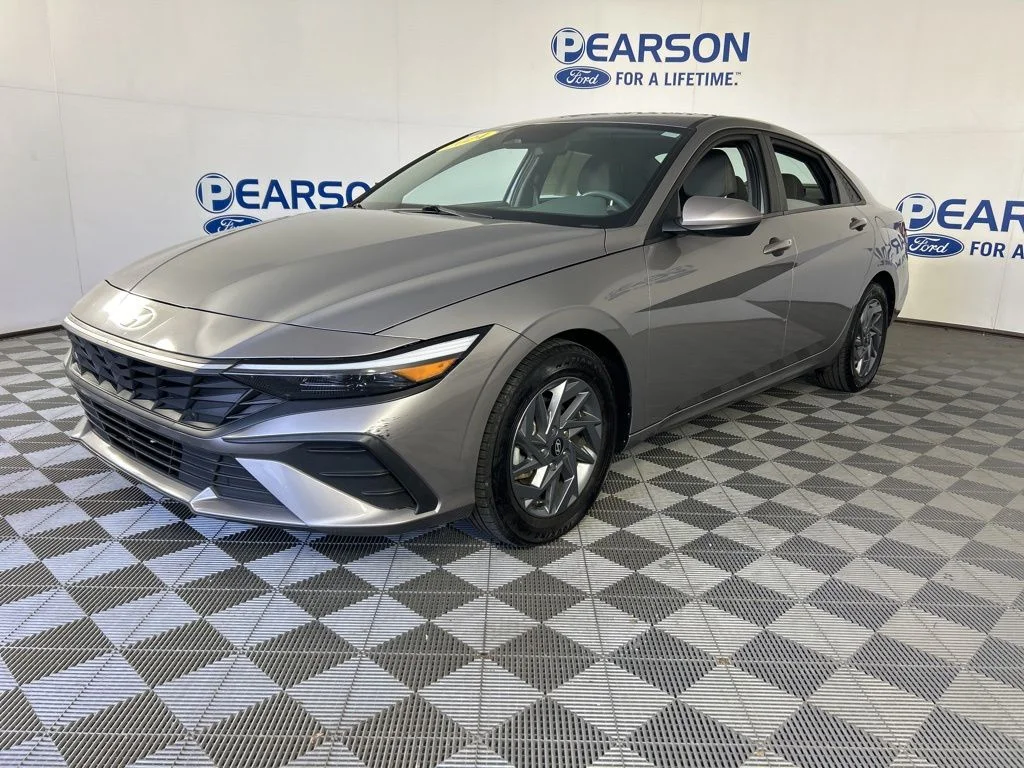 2024 Hyundai Elantra 2.0 SEL IVT's photo
