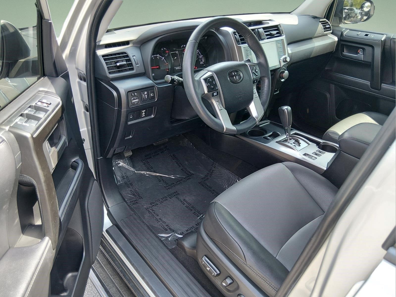 Used 2021 Classic Silver Metallic Toyota SR5 Premium image 9