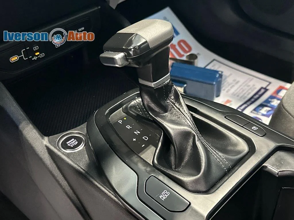 Used 2025 Steel Gray Kia LXS image 22