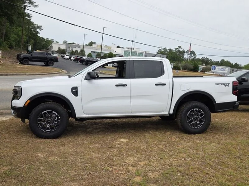 New 2026 Oxford White Ford XLT image 4