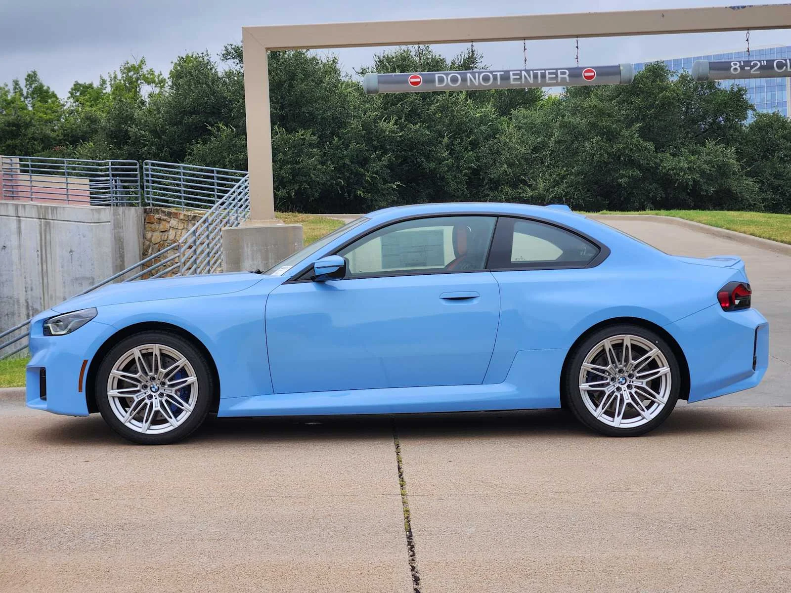 New 2026 Zandvoort Blue BMW  image 2