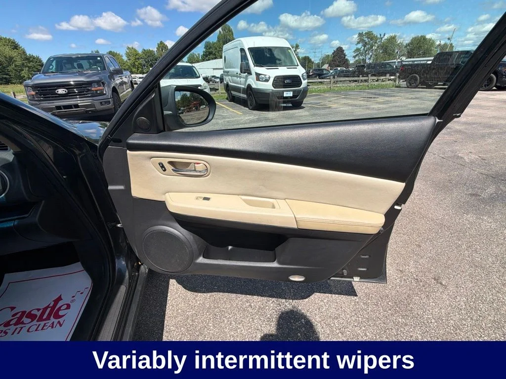 Used 2012 Autumn Bronze Mazda i Touring image 19