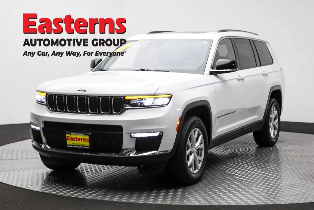 Used 2021 White Jeep Limited image 1