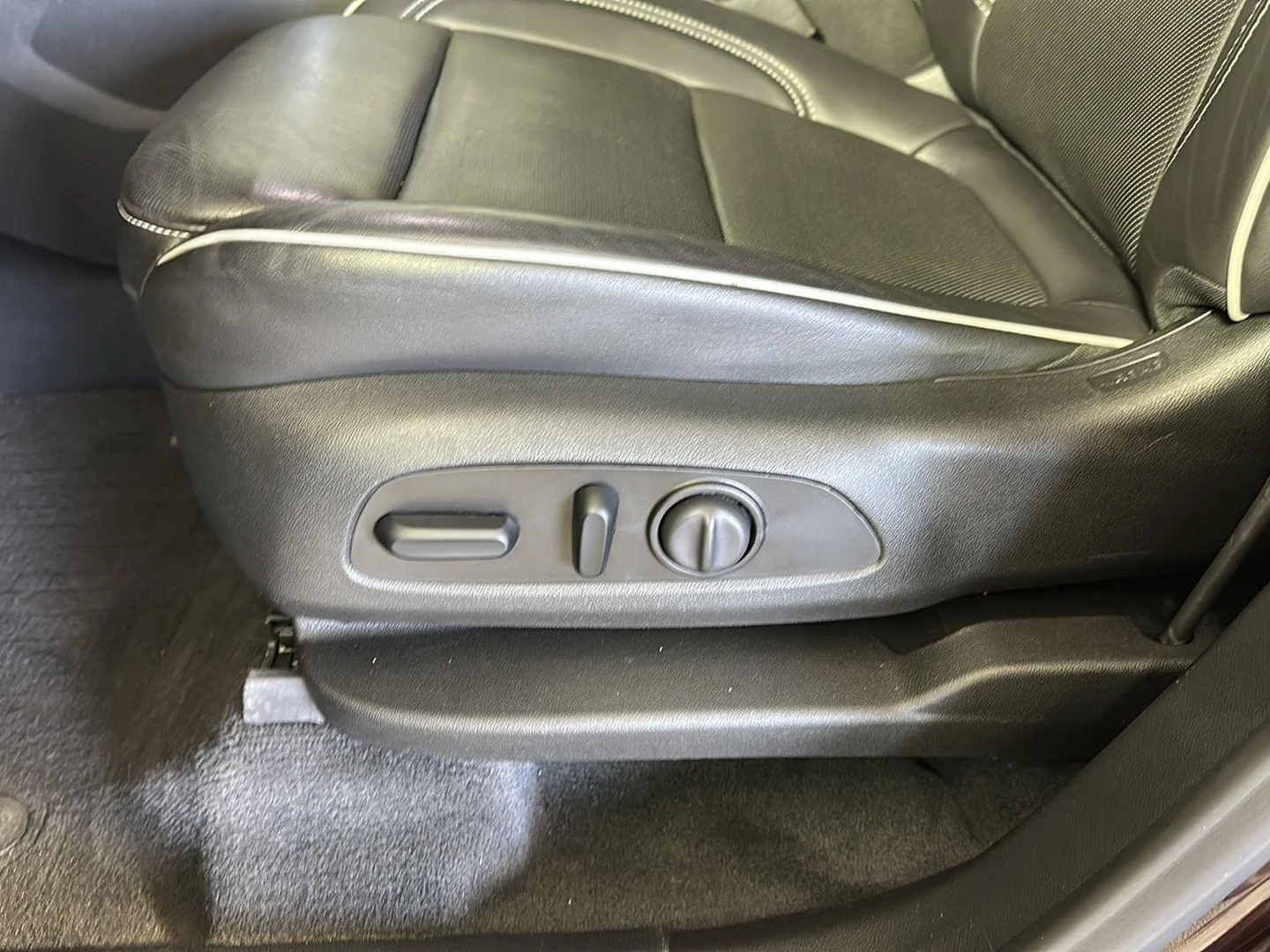 Used 2021 Black Cherry Metallic Chevrolet High Country image 8