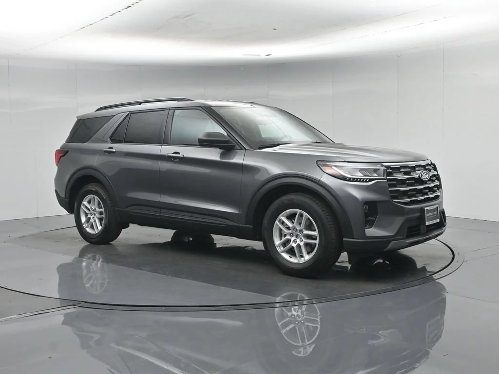 New 2027 Carbonized Gray Metallic Ford Active image 6