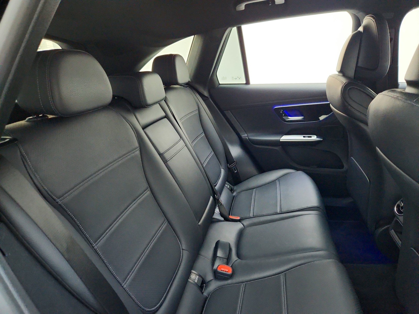 Certified Used 2023 Black Mercedes-Benz GLC 300 image 31