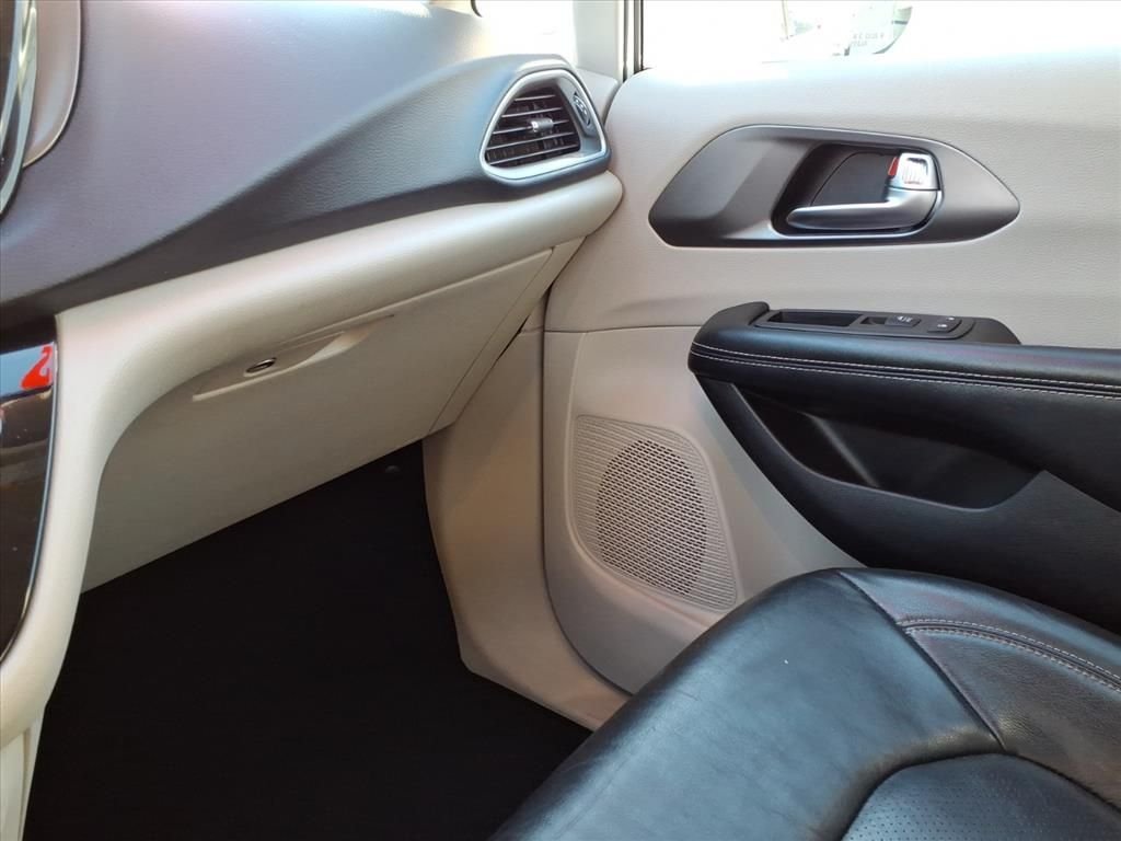 2022 CHRYSLER PACIFICA - Image 20