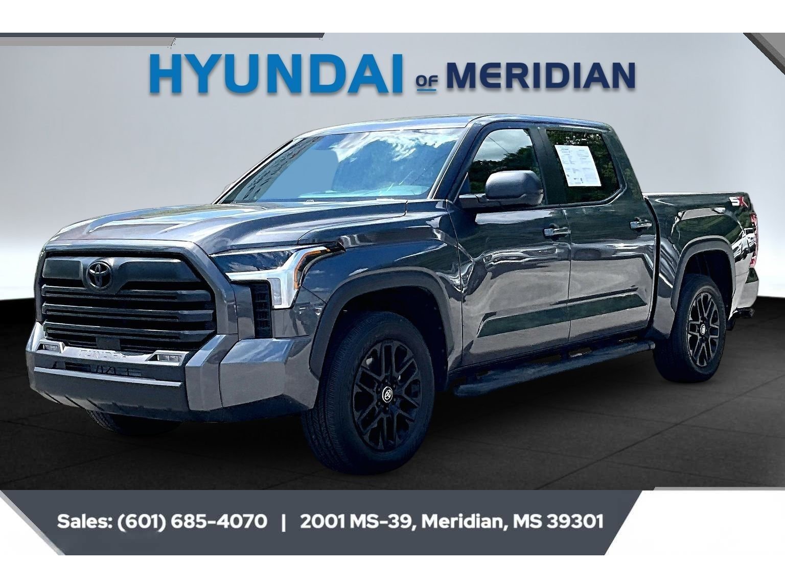 2026 Toyota Tundra SR5 - Photo 10