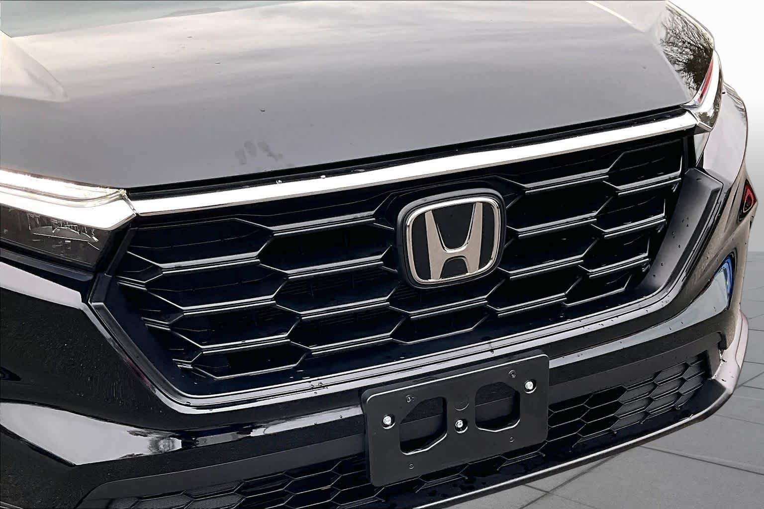 Used 2024 Crystal Black Pearl Honda LX image 29